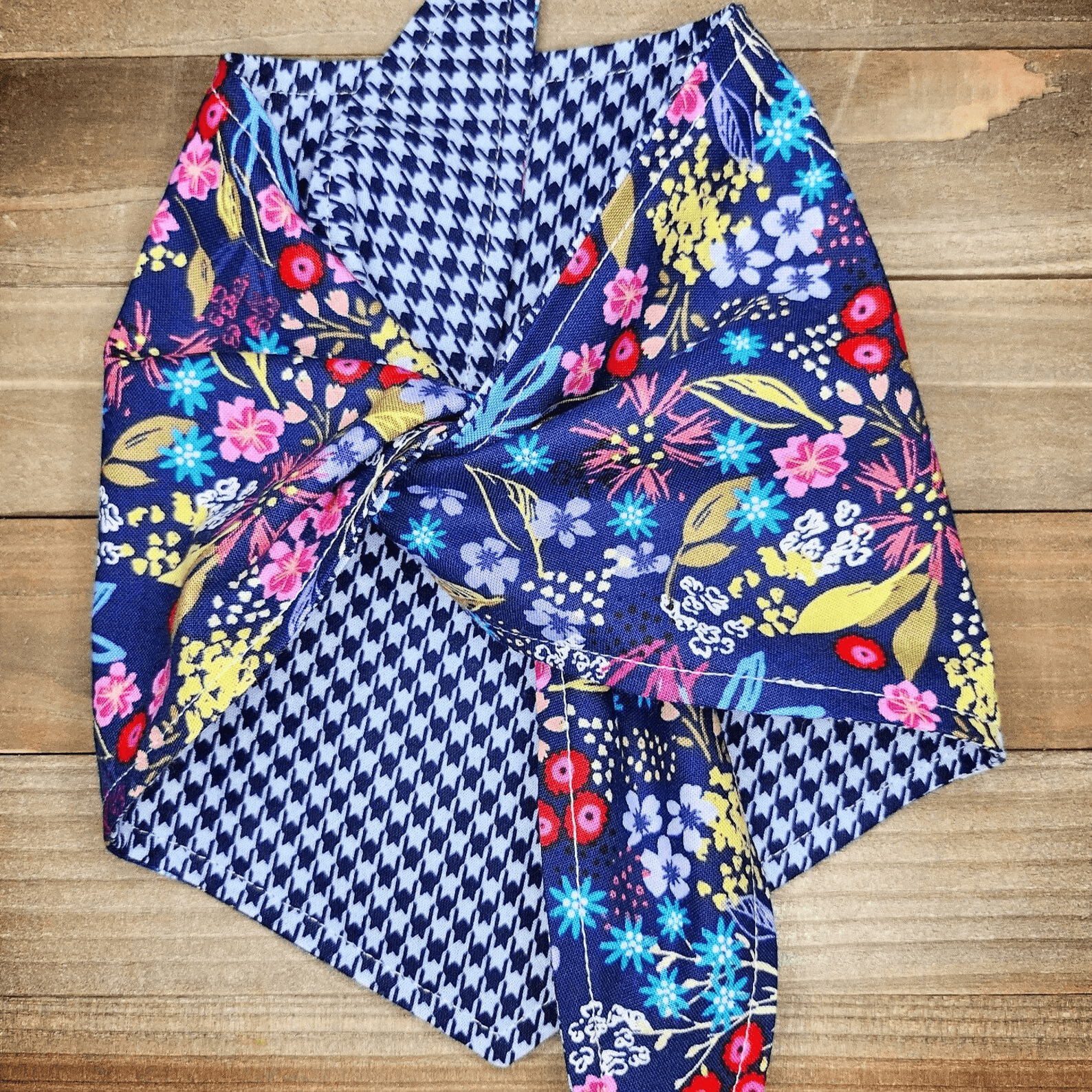 Night Garden Blue Houndstooth Pet Bandana - Beeswax Bandanas 
